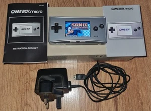 GameBoyMicro/Silver - Boxed + Papers - Near Mint - Personally Owned - Picture 1 of 16