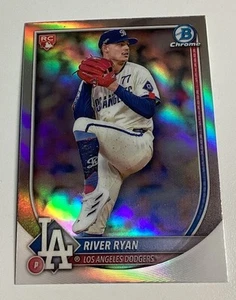 Tarjeta de novato Bowman River Ryan 2025 cromo rojo logotipo radiocontrol refractor #69 Dodgers - Imagen 1 de 2