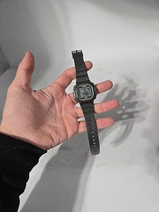 Casio Illuminator Herrenuhr Digital Water Resistant 3224 F-108WH Grün Getestet - Bild 1 von 11