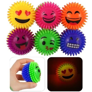 Sensory Builder Bicolore Illumina Spikey Ball 7cm Squeeze & Stress Giocattolo Sensoriale - Foto 1 di 112
