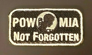 POW MIA Not Forgotten bestickt Moral Patch schwarz weiß Haken hinten taktisch - Bild 1 von 1