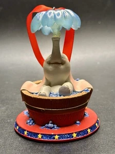 Disney Skizzenbuch 2010 Baby Dumbo in Wanne Badezeit Ornament - Bild 1 von 9