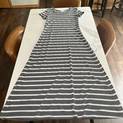 Exist Maxi 连衣裙灰色象牙条纹短袖休闲女式中号全新无标签 — 第 1/4 张图片