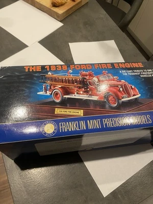 Ford Fire Engine Franklin 1938 como nuevo escala 1/24 caja nueva Foto 1 de 4