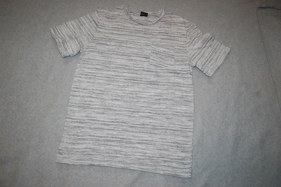 Mens S/S Tee Shirt WHITE w/ GRAY & BLACK ABSTRACT MARLED STRIPES Pocket SIZE 2XL - Image 1 of 1