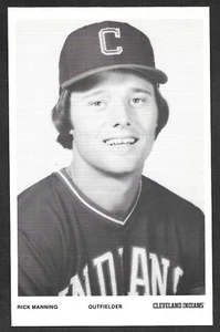 1983 Rick Manning  INDIANS  UNSIGNED  3-1/2 x 5-1/2  TEAM ISSUE PHOTO CARD #4 - Picture 1 of 1