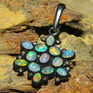 Natural Ethiopian Welo Fire Opal Diamond 925 Sterling Silver Pendant 3 Grm AZ-46 - Picture 1 of 4