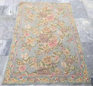 Vintage French Aubusson Hand Knotted Rug Needlepoint Floral Kilim Rug 173x115 cm