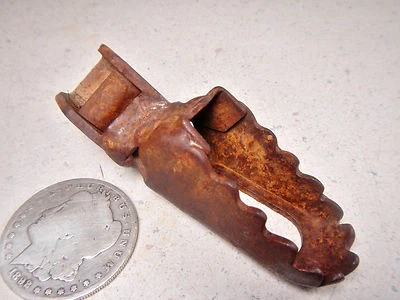 89 YAMAHA XT350 PÉ PEG LATERAL DIREITO STEP - Imagem 1 de 4