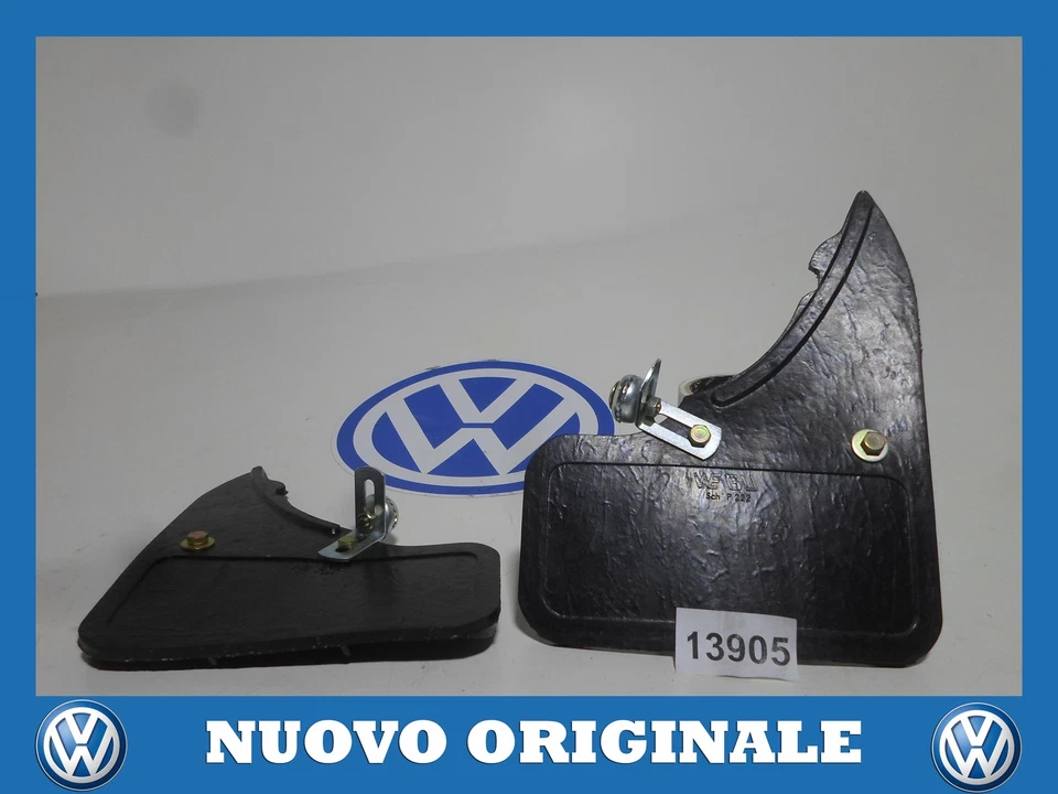 Paire Série Bavettes Couple Splash Guards Front VW Passat 32B 1980 - Photo 1/1