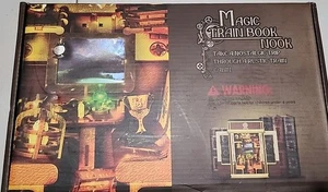 Zum Selbermachen Holz Magic Train Buchecke 3D Puzzle Diorama - Bild 1 von 4