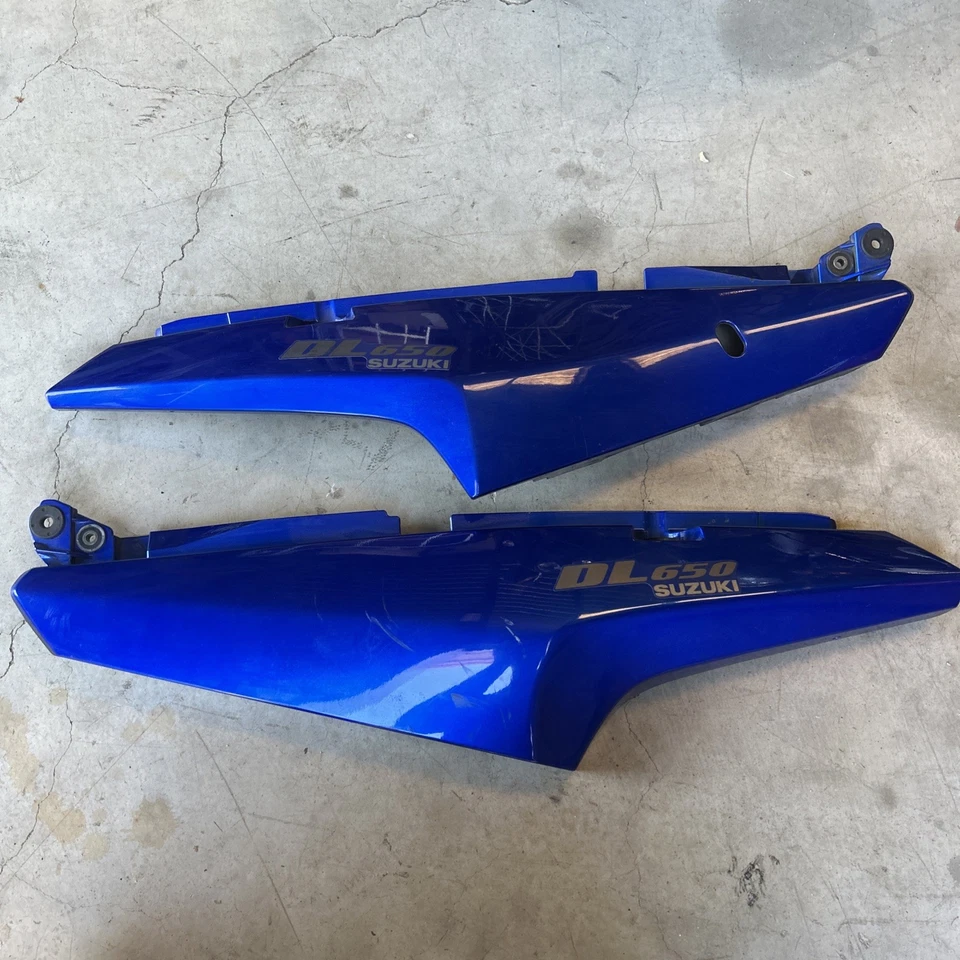 2004 - 2011 Suzuki Vstrom 650 capas de carenagens esquerda e direita azul DL650 V-Strom - Imagem 1 de 4