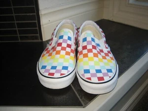 ~VANS ~Off The Wall ~Slip On Checkered Rainbow Shoes~ SZ W 8/M 6.5 - Picture 1 of 5