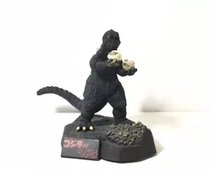 Bandai Complete Works 1971 Godzilla Diorama Mini Figure HG Yuji Sakai - Picture 1 of 5