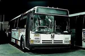 SLIDE ORIGINALE KODACHROME NJ TRANSIT GRUMMAN #1595 (ex-NYCTA 398) ATLANTIC CITY - Foto 1 di 1