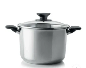 Tupperware Daily Universal Cookware 7,4 cuartos de galón/7 L olla con cubierta de vidrio nueva - Imagen 1 de 2