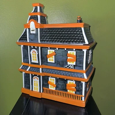 Nuevo cuenco de caramelo con tapa de gres casa embrujada POTTERY BARN Foto 1 de 4