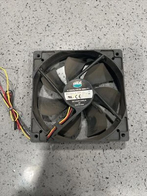 Used COOLER MASTER Case Fan A12025-12CB-3BN-F1 w/ warranty Free Shipping - Image 1 of 2