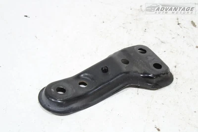 2015-2024 AUDI A3 QUATTRO FRONT SUBFRAME LEFT SIDE MOUNT SUPPORT BRACKET OEM - Image 1 of 4