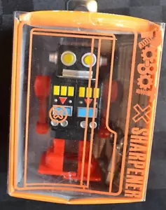RARE - 2005 Walking Robot Pencil Sharpener with Key by Fame Master - Picture 1 of 5
