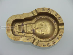 LÁMPARA MAZDA - - - - CENICERO PUBLICITARIO muy antiguo de LATÓN - - - - BELGA MAZDAGAZ - Imagen 1 de 4