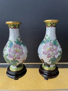 Paar chinesische Cloisonne Vasen Vintage weiß Emaille Cloisonne mit rosa Blumen 4 Zoll - Bild 1 von 10