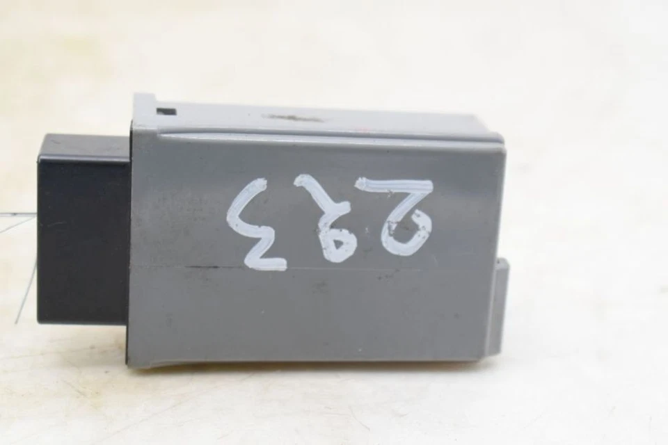 MAZDA MX-5 II (NB) 1.6 16V 32809 Centralina Relè - Immagine 1 di 3