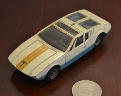 BRINQUEDOS VINTAGE CORGI 271 DE TOMASO MANGUSTA AZUL OURO BRANCO FEITO NA GRÃ-BRETANHA - Imagem 1 de 4