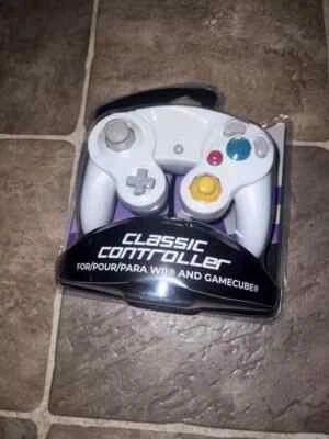 Classic Controller White Nintendo GameCube Console Video Game System NEW SEALED - Image 1 of 4