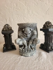 Gargoyl Candle With Pillars - Picture 1 of 5