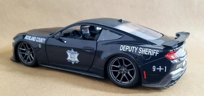 Ford Mustang Dark Horse personalizado JADA Richland County SC Sheriff 2024 escala 1/24 - Imagem 1 de 4