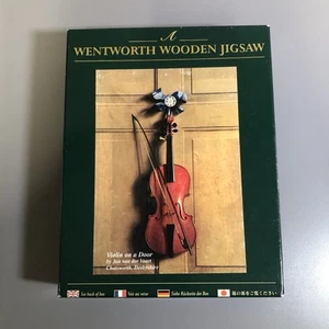 Rompecabezas de madera Wentworth violín en una puerta Chatsworth 250 piezas caprichoso - Imagen 1 de 8