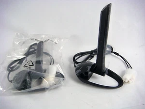 Antena WiFi 10 EA~ Gigabyte 12CR5-1ANTA1-11R negra 2,4 GHz/conectores dobles machos - Imagen 1 de 2