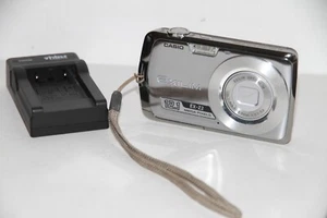 Casio Exilim EX-Z2 Camera 12.1 Megapixels With Charger. Tested Free Warranty. - Picture 1 of 14