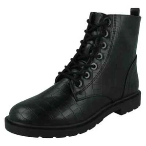 BOTINES SPOT ON F5R1170 NEGRO COCODRILO PU CON CORDONES - Imagen 1 de 8