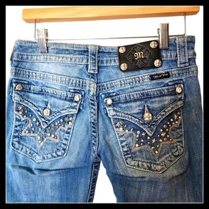Miss Me Jeans JW6064B2 Boot Cut Embellished Pocket Stars Rhinestone Size 26 - Picture 1 of 14