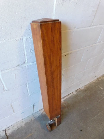 1900's Wooden ANTIQUE Oak NEWEL POST Stairway CRAFTSMAN / MISSION Style ORNATE Cover