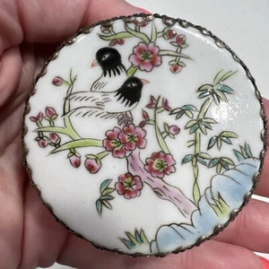 Vintage Chinese Silver tone Floral Birds make up compact with mirror round - Picture 1 of 11