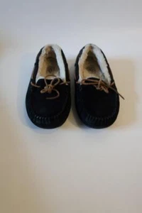 Womens Ugg S/N 5612 Dakota Black Nubuck Shearling Moccasin Flat Loafer 9 * - Picture 1 of 10