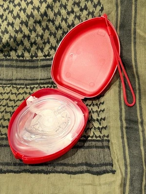 Adult CPR / BLS Resuscitation Pocket Mask (Lifeguard, EMS, Healthcare)  - Image 1 of 2