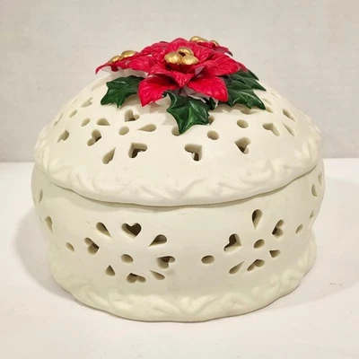 Vintage Ceramic Poinsettia Trinket Box White Holiday Christmas Decorative - Image 1 of 4