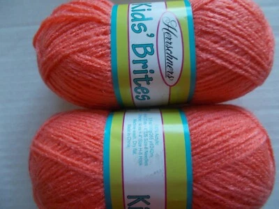 Hilo bebé Herrschners Kids Brites, Brite Peach, lote de 2 (265 yardas cada uno) Foto 1 de 2