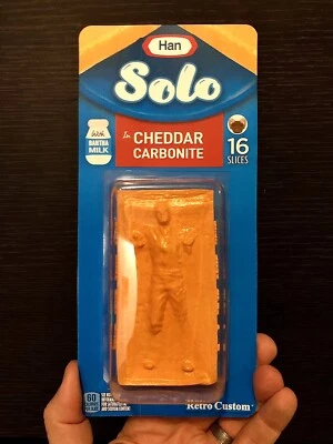 Juguete de carbonita personalizado Han Solo en queso Star Wars en tarjeta personalizada Foto 1 de 2