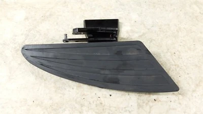 12 Polaris Victory Vision Touring 106 reposapiés delantero derecho clavija suelo tabla Foto 1 de 4