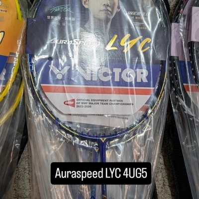 Raqueta de bádminton Victor Auraspeed LYC 4UG5 sin cuerdas Foto 1 de 4