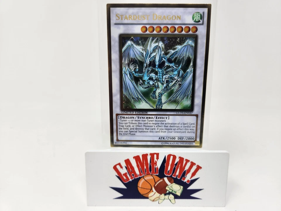 YuGiOh Stardust Dragon GLD3-EN037 Gold Series Limited Edition LP - Image 1 of 2