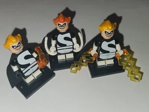 3  DISNEY SYNDROMES BUILD BLOCK MINIFIGURES - Picture 1 of 3