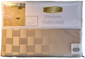 Hyde Park Illusions Antique Gold Tablecloth. Polyester. 150 x 275cm Rectangle. - Bild 1 von 5