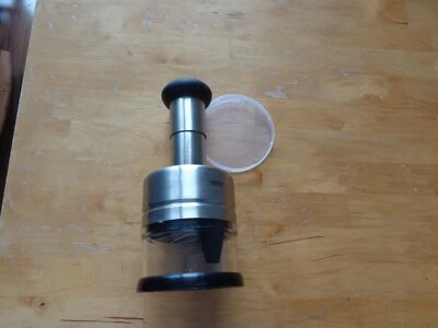 GEFU/Gemüse-und Kräuterhacker/Hacker/Zwiebelhacker + Behälter - Bild 1 von 4