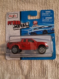 Ford F-150 SVT Raptor - Maisto Fresh Metal 1:64 ~ Neu im Blister - Bild 1 von 1
